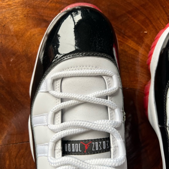2020
Air Jordan 11 Retro Low 'Concord-Bred' size 13 - Picture 5 of 6